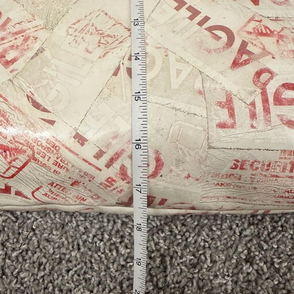 MM6 Maison Martin Margiela Vintage ‘Fragile’ Print Leather Bag - Picture 13 of 16